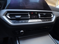 BMW 318d G20 Tiptronic 150 KS FULL-LED Kamera ParkAssist Navigacija Modell 2020